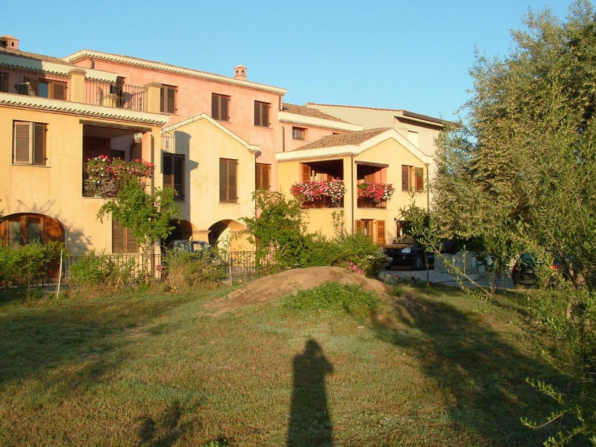 Casa Vacanza Porto Frailis già Porto Frailis B&B Àrbatax Exterior foto